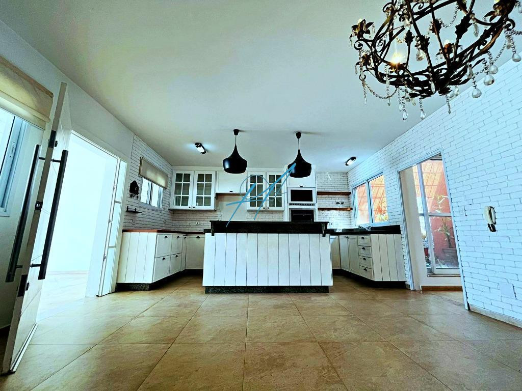 Casa à venda com 4 quartos, 327m² - Foto 18