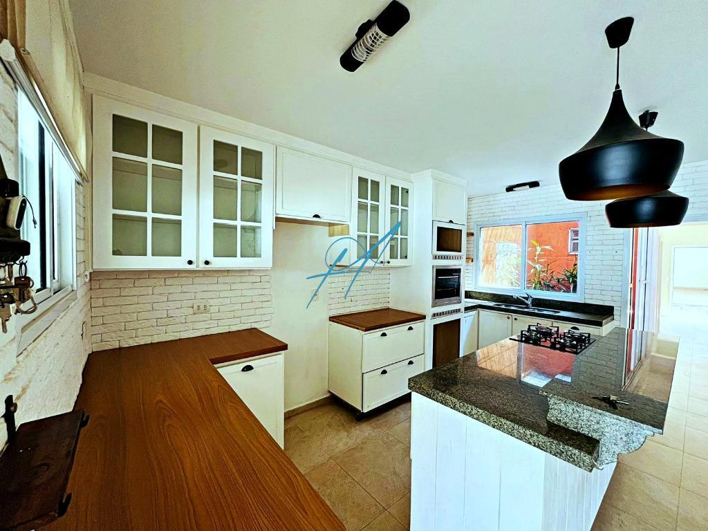 Casa à venda com 4 quartos, 327m² - Foto 20