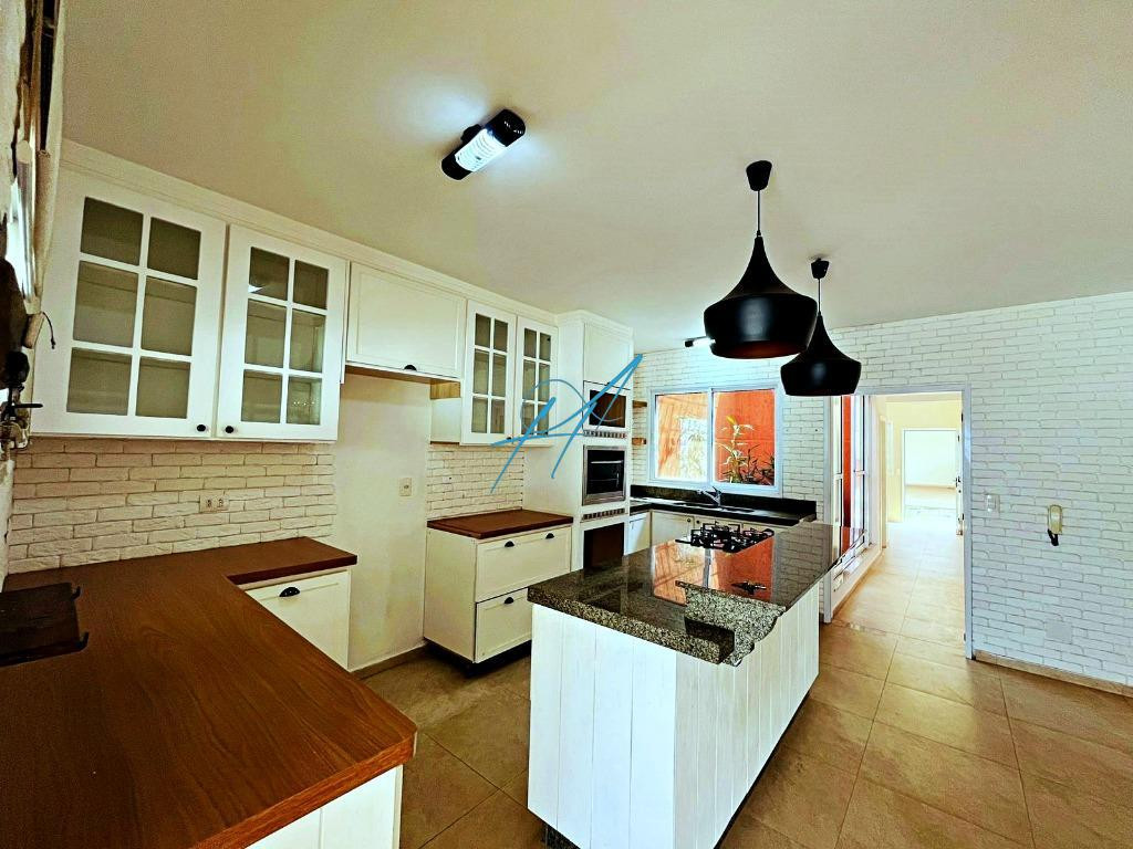 Casa à venda com 4 quartos, 327m² - Foto 21