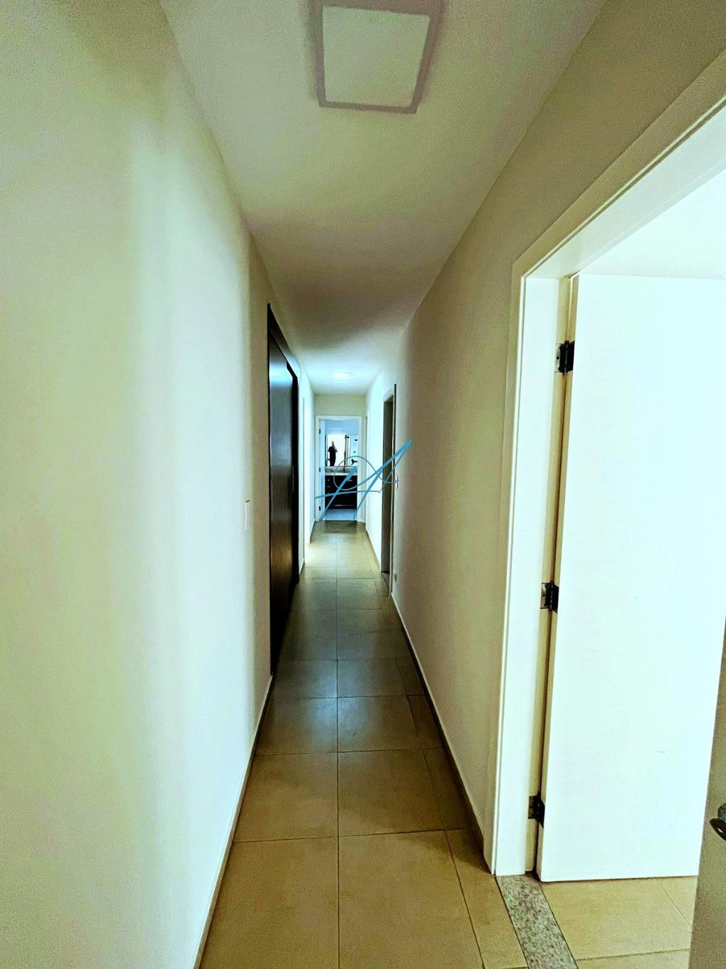 Casa à venda com 4 quartos, 327m² - Foto 37