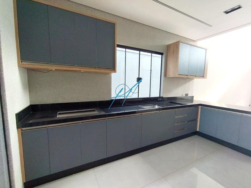Casa à venda com 3 quartos, 129m² - Foto 8