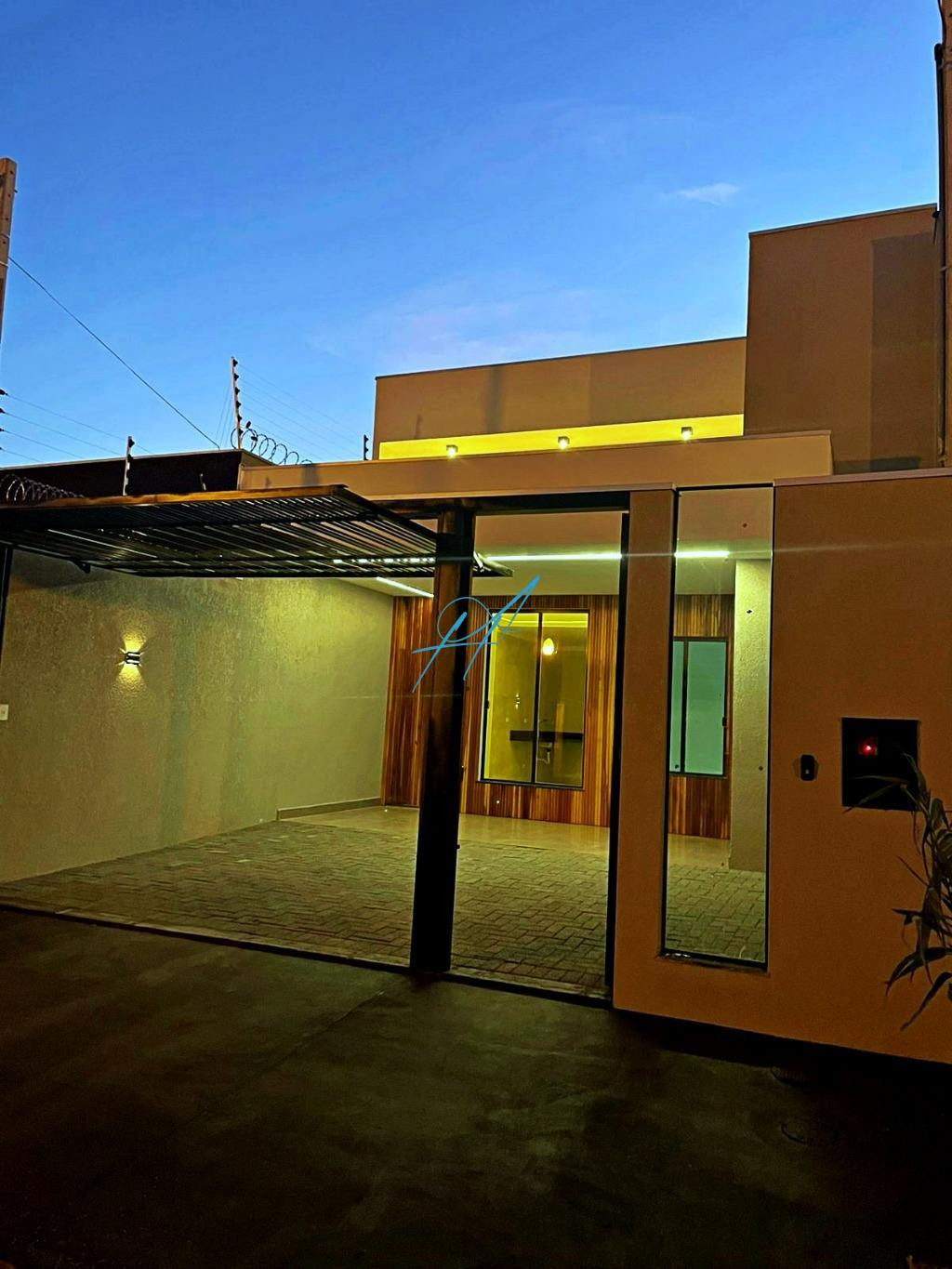 Casa à venda com 3 quartos, 95m² - Foto 1