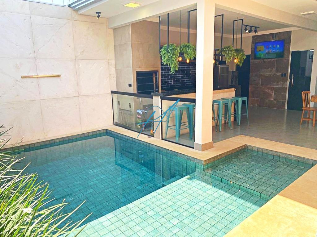 Casa à venda com 3 quartos, 280m² - Foto 14