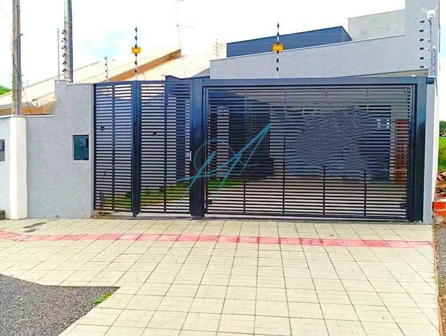 Casa à venda com 3 quartos, 122m² - Foto 1