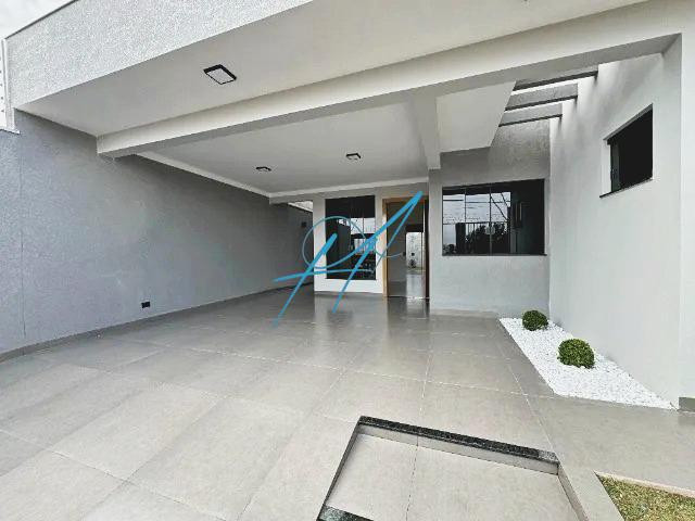 Casa à venda com 3 quartos, 109m² - Foto 1