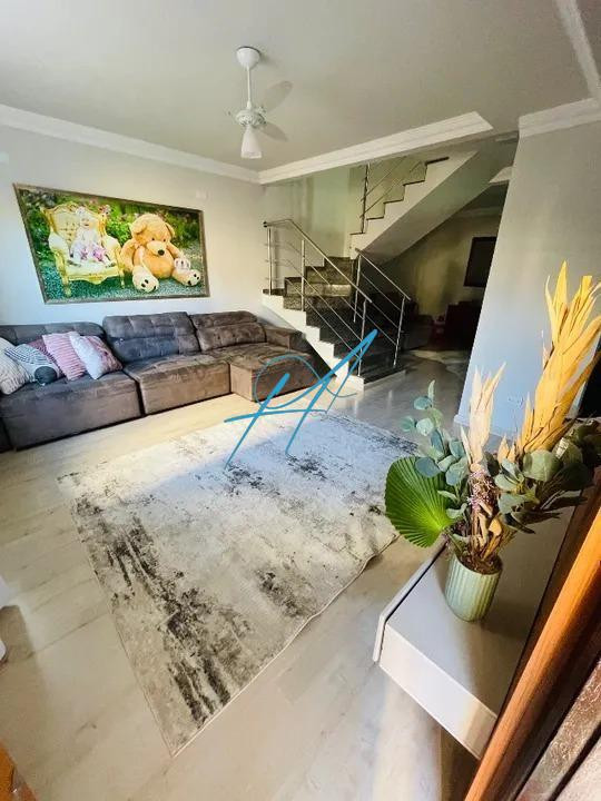 Casa à venda com 3 quartos, 193m² - Foto 2