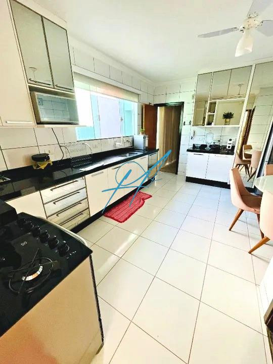Casa à venda com 3 quartos, 193m² - Foto 4