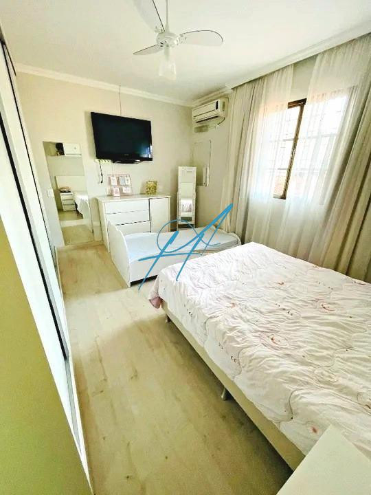 Casa à venda com 3 quartos, 193m² - Foto 11