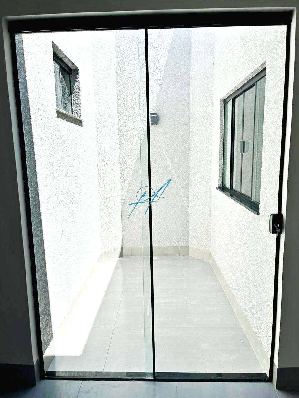 Casa à venda com 3 quartos, 90m² - Foto 8