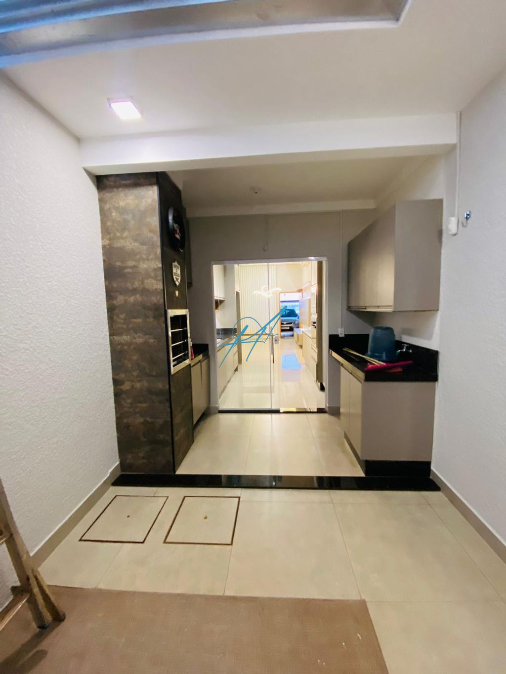 Casa à venda com 3 quartos, 106m² - Foto 11