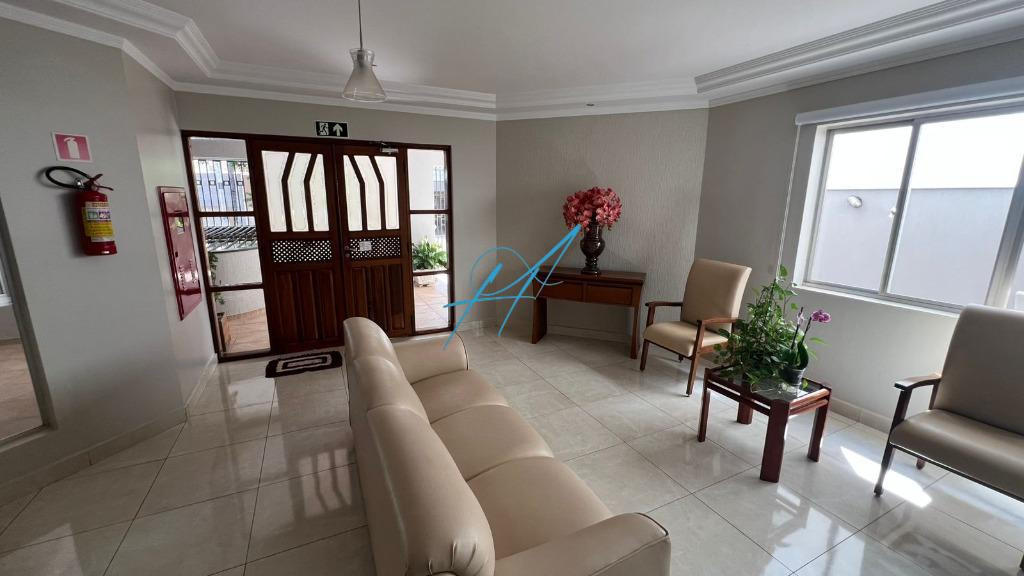 Apartamento à venda com 3 quartos, 118m² - Foto 1