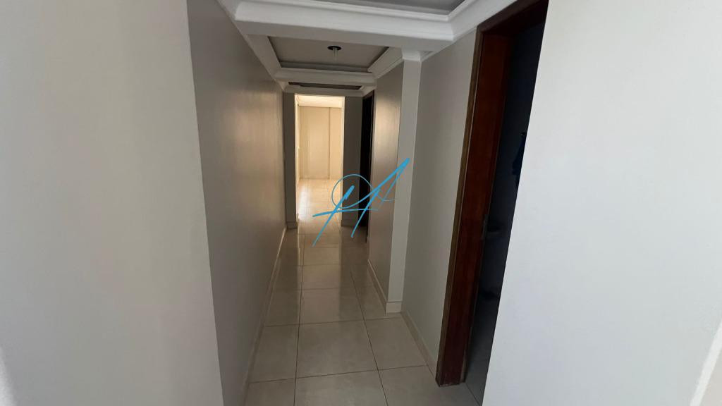 Apartamento à venda com 3 quartos, 118m² - Foto 9