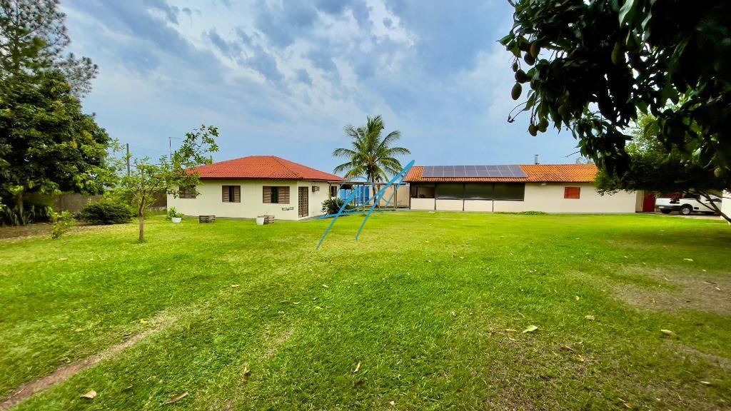 Chácara à venda com 5 quartos, 2100m² - Foto 3
