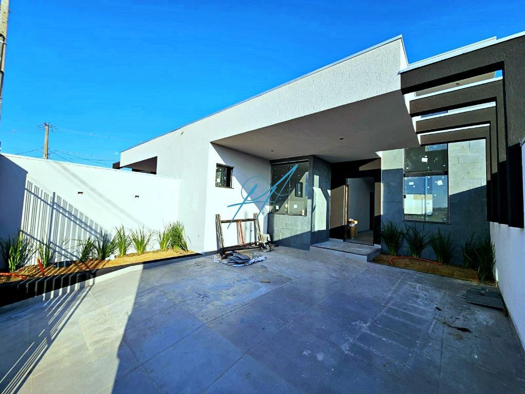 Casa à venda com 3 quartos, 95m² - Foto 2