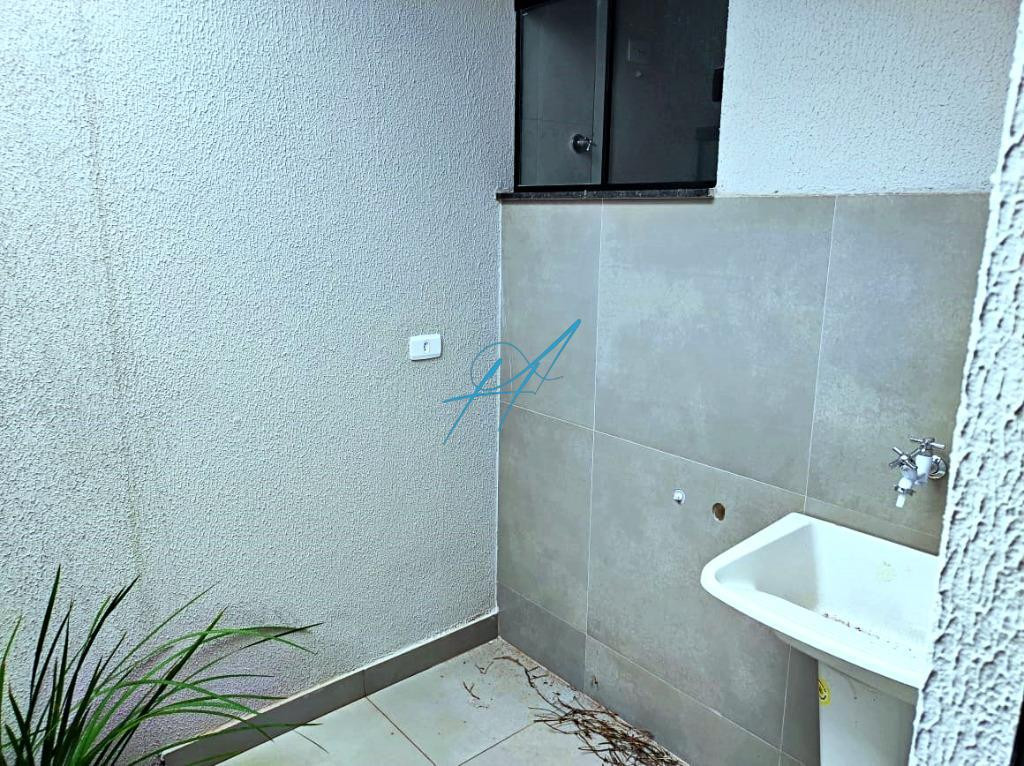 Casa à venda com 3 quartos, 95m² - Foto 11
