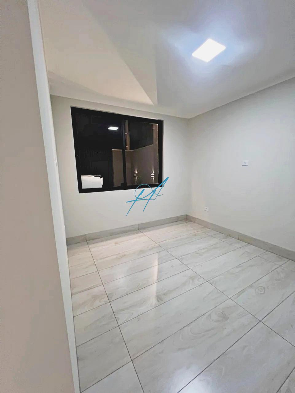 Casa à venda com 3 quartos, 114m² - Foto 11