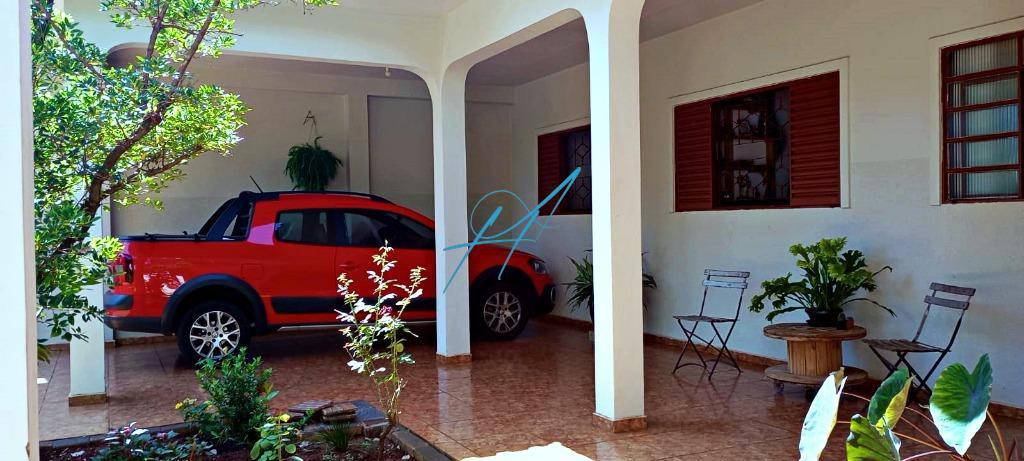 Casa à venda com 3 quartos, 165m² - Foto 3