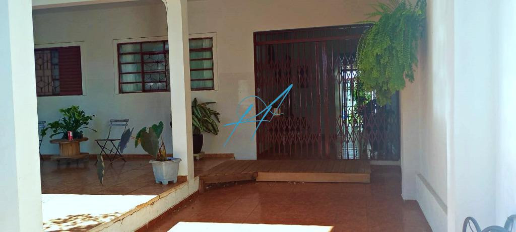 Casa à venda com 3 quartos, 165m² - Foto 4