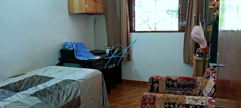 Casa à venda com 3 quartos, 165m² - Foto 14