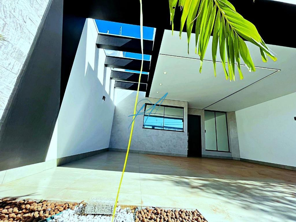 Casa à venda com 3 quartos, 114m² - Foto 2