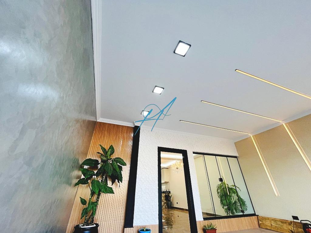 Casa à venda com 4 quartos, 245m² - Foto 5