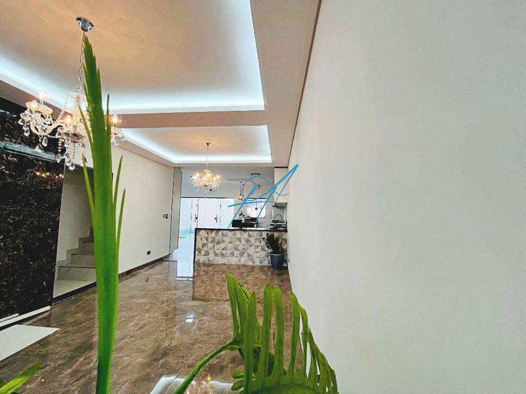 Casa à venda com 4 quartos, 245m² - Foto 7