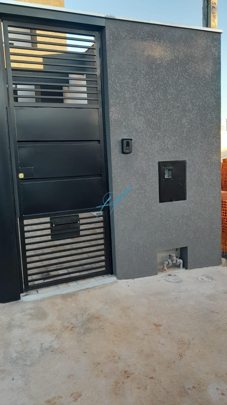 Casa à venda com 3 quartos, 99m² - Foto 2