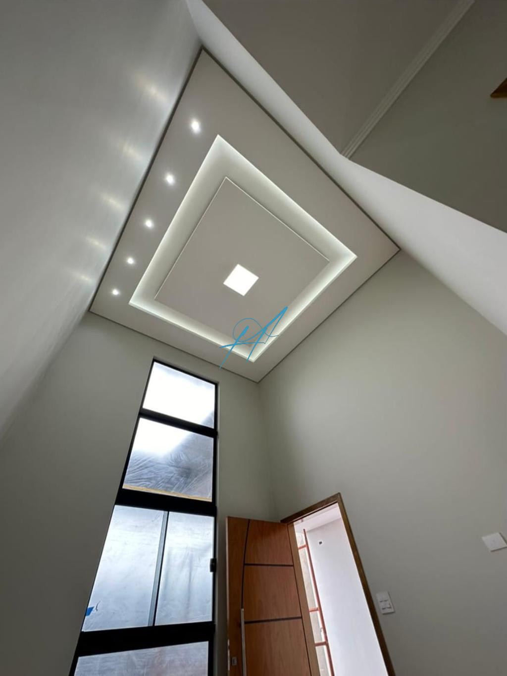 Casa à venda com 3 quartos, 99m² - Foto 11